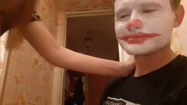 Пранк над спящим ? /prank over sleeping / sleeping joker/грим/ makeup, joker/ джокер 2019? смотреть онлайн