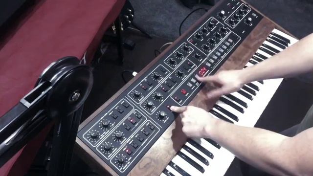 Sequential Prophet 5 Rev4 - 