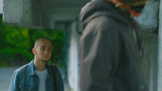 Подростки не читают? Промо-ролик фестиваля «Фарватер» смотреть онлайн
