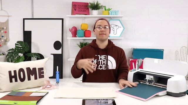 HOW TO CUT FAUX LEATHER WITH YOUR CRICUT! смотреть онлайн