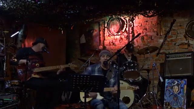 Листья желтые-Мотор-Хед смотреть онлайн