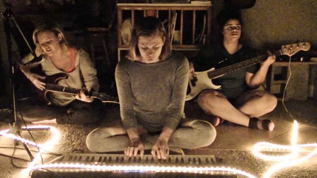 Mad World - Gary Jules (Cover) by Hope Roman, Shay Butter, Alyssa Hubbell смотреть онлайн