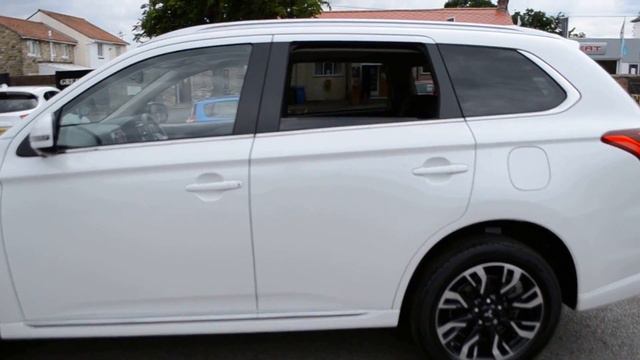 Mitsubishi Outlander 2.0 PHEV 4h 5 Door Auto - WN17JBU смотреть онлайн