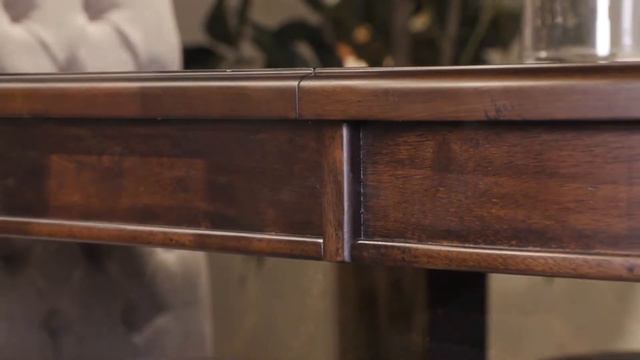 Adinton Reddish Brown Extendable Dining Table from Signature Design by Ashley смотреть онлайн