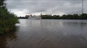 Теплоход «Михаил Булгаков» прибывает в Тверь. 02.09.2023