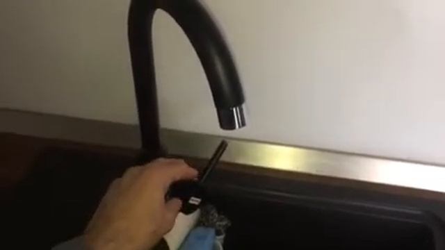 Работающий способ экономии электричества и воды. A working method of saving on electricity and wate смотреть онлайн