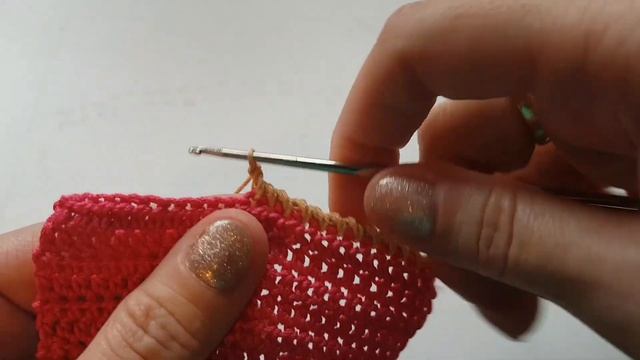 Обвязываем край крючком с перекруткой.? смотреть онлайн