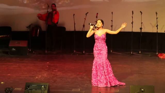 Диана Савельева исполняет романс смотреть онлайн