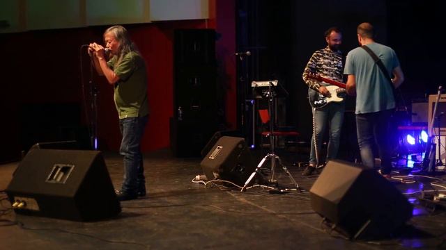 Damo Suzuki + SIZ in Kumanovo смотреть онлайн