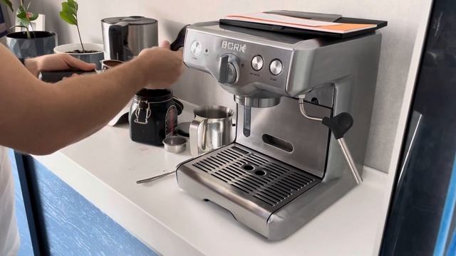 Обзор кофемашины BORK C 800