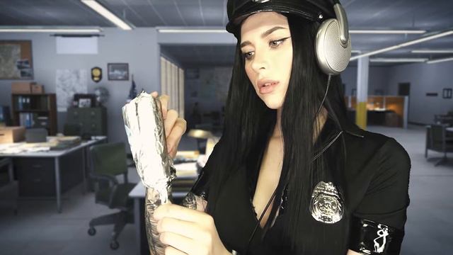 ASMR POLICEMAN ПОЛИЦЕЙСКИЙ УЧАСТОК АСМР смотреть онлайн