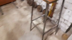 ? Выравниваю в гараже кривой пол. Наливной пол