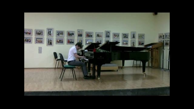 Beethoven - Sonata No. 2 in A major .Бетховен .Соната №2 Ля мажор Ernst Morozov смотреть онлайн