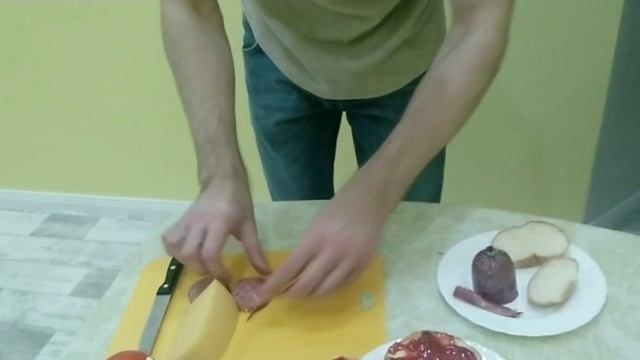 ГОРЯЧИЕ БУТЕРБРОДЫ В МИКРОВОЛНОВКЕ смотреть онлайн