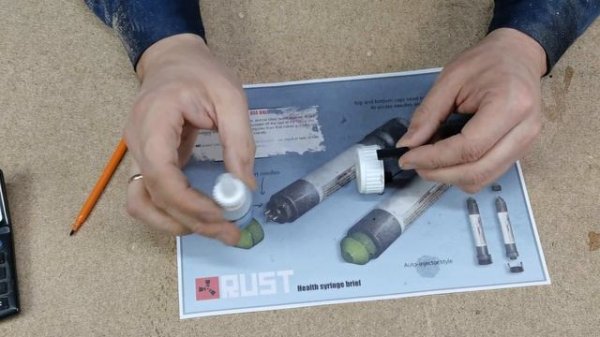 Шприц из игры / Rust Medical Syringe from Rust
