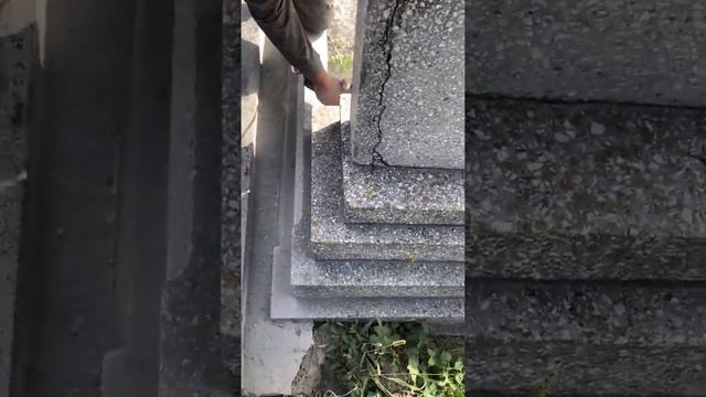 Пам’ятник з крихти - чистка смотреть онлайн