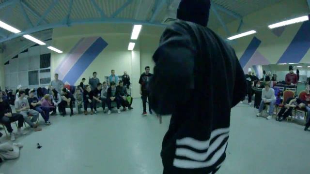 GROOVY TOWN Philips VS Слон и Потс смотреть онлайн