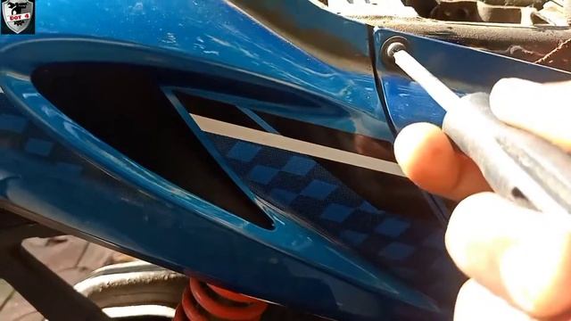 Hero Glamour Bike Battery Removing|DOT4 VISHNU OMANAKUTTAN #Battery смотреть онлайн