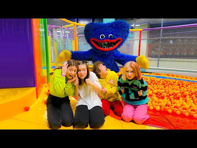 ХАГИ ВАГИ Хочет Поиграть Ночью в Детском Парке! ОЧЕНЬ СТРАШНО!! POPPY PLAYTIME смотреть онлайн