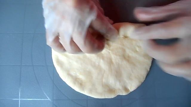 Восхитительные хлебные булочки на сковороде БЕЗ духовки, вместо хлеба! Простой рецепт. Bread recipe смотреть онлайн