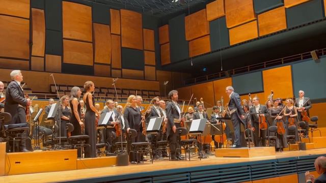 operaclassica: successo per Daniele Gatti e l'orchestra del maggio per il ciclo 𝐁𝐞𝐞𝐭𝐡𝐨𝐯𝐞𝐧-𝐇𝐨𝐧𝐞𝐠𝐠𝐞𝐫 смотреть онлайн