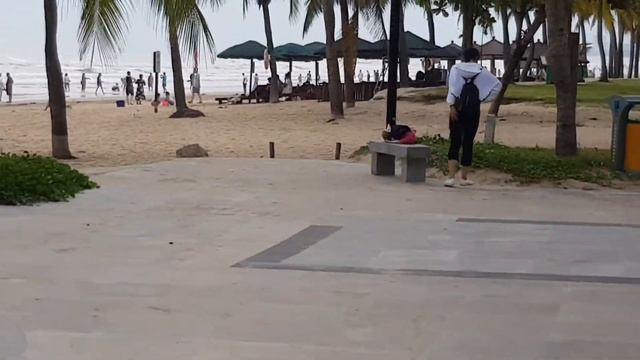 Китай Хайнань с женой обзор острова смотреть онлайн