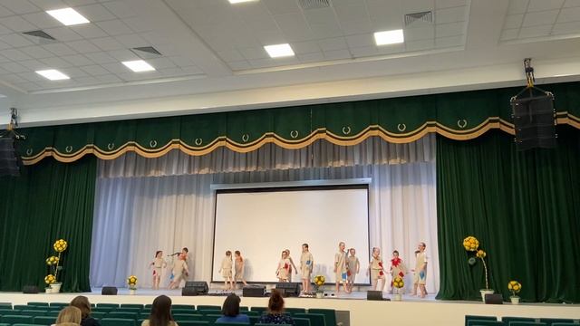 Хореографическая композиция «Скоморохи» 8-9 лет смотреть онлайн