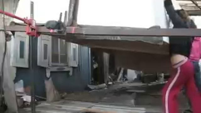 Переворачиваем корпус строящейся яхты часть1 смотреть онлайн