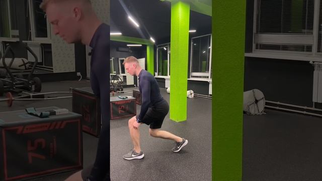 Выпады шагом вперед смотреть онлайн