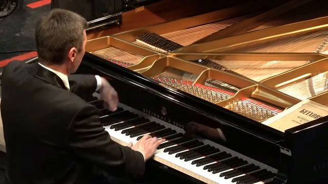 Denis Trunov - Beethoven - Piano Concerto No 3 In C Minor, Op 37