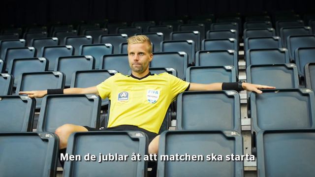 JULKALENDERN #14 - Att döma utan den tolfte spelaren смотреть онлайн