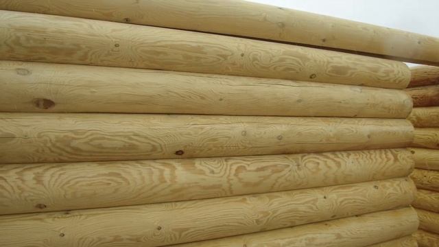 Погрузка сруба и пропитка льняным маслом на производственной площадке ГК "АльфаЛес" смотреть онлайн