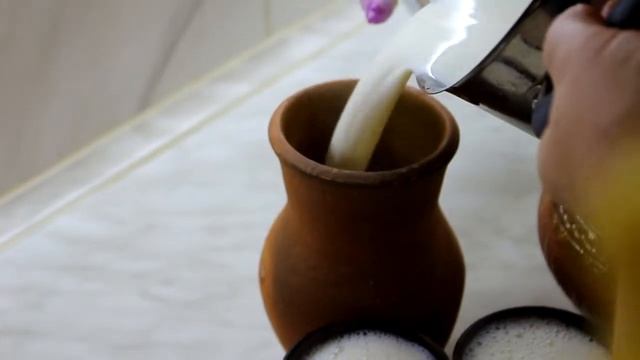 Домашний йогурт | Не кроши хлеб в молоко, мы же йогурт делаем! смотреть онлайн