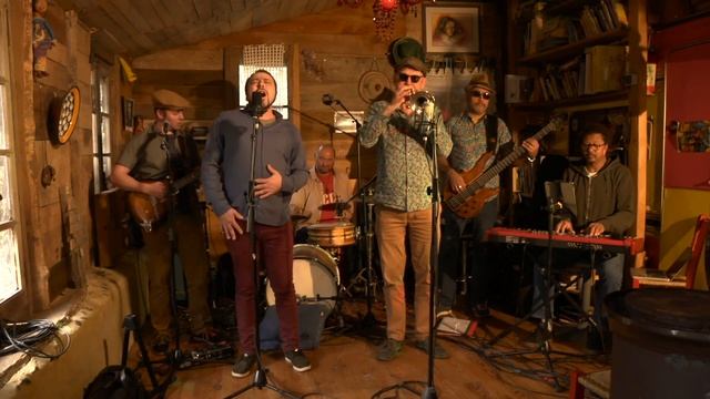 Teaser Groovy Bastards смотреть онлайн