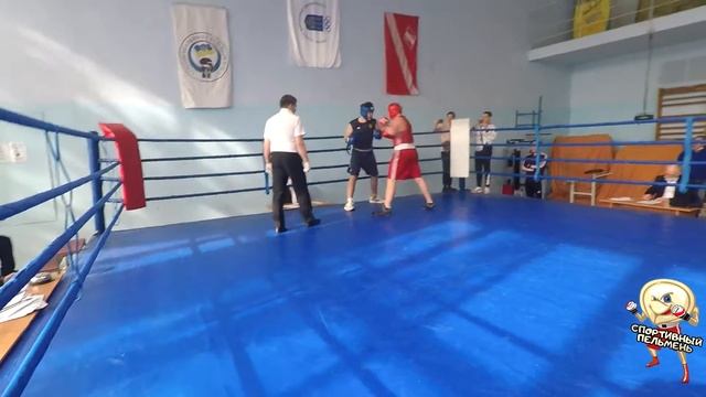 БОКСЕРЫ 15 лет ЗАКАТИЛИ БОЙНЮ В СКАДОВСКЕ смотреть онлайн