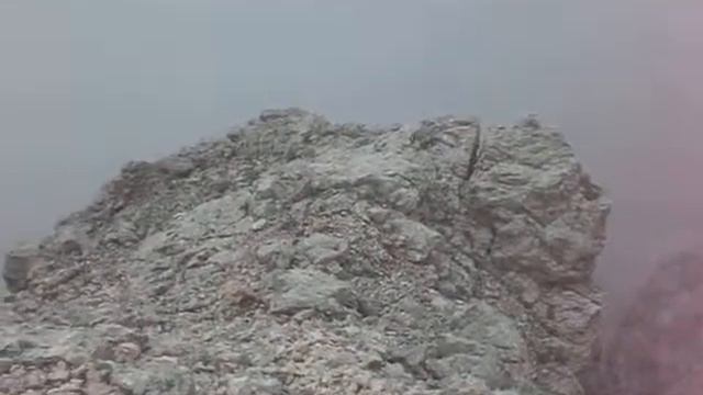 На вершине горы Фишт. Погода портится | Mountain Fisht summit. Becomes cloudy смотреть онлайн