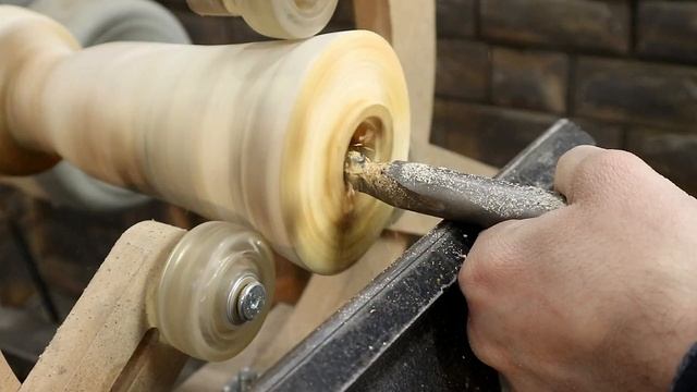 Woodturning - This vase is slightly burnt ! Ваза Лихтенберга ! смотреть онлайн