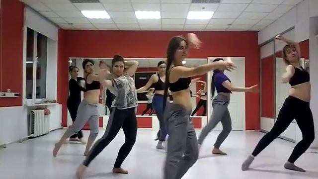 Связка с открытого урока по танцу Трайбл Фьюжн (Tribal Fusion). Минск смотреть онлайн