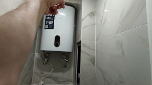 Устанавливаю и запускаю водонагреватель. Показываю весь процесс первого запуска.