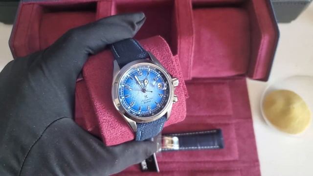 The Secret Blue Alpinist - SPB339J1 - Rare Limited Seiko - SPB339 смотреть онлайн