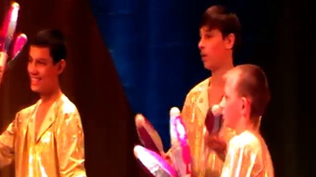 Жонглёры. смотреть онлайн