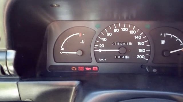Заводим Нексию на восстановленном аккумуляторе. смотреть онлайн