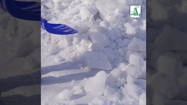 Уборка снега с крыш смотреть онлайн