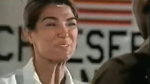 'Fahrenheit 9/11' Scene - 'Good for Business, Bad for the People' смотреть онлайн