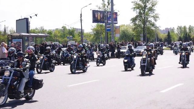 Открытие мотосезона в Санкт-Петербурге смотреть онлайн