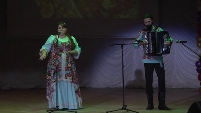 Ольга Рыбакова - "Саратовские частушки" смотреть онлайн