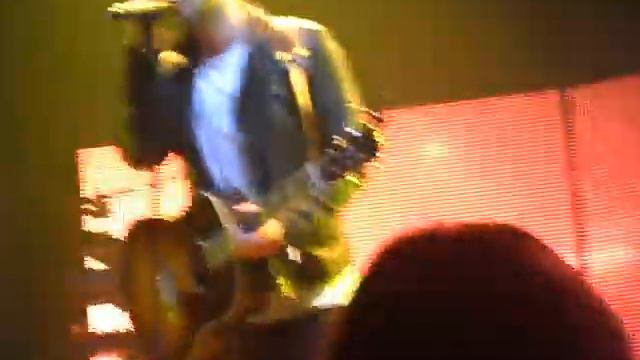 09 Every teardrop is a waterfall Coldplay cover The Heroes Tour live in Åbo смотреть онлайн