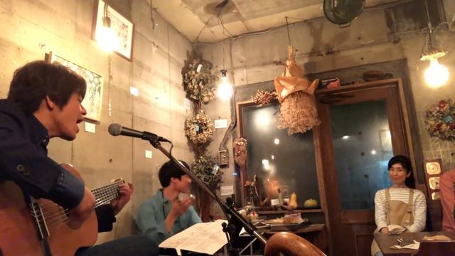 Ohtamaru (7strings guitar & vo) with Atsushi Ideno (percussion) ♬ Aquarela do Brasil /Ary Barroso смотреть онлайн