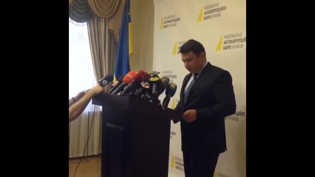 Брифинг руководителя НАБУ Артёма Сытника по квартире Сергея Лещенко смотреть онлайн