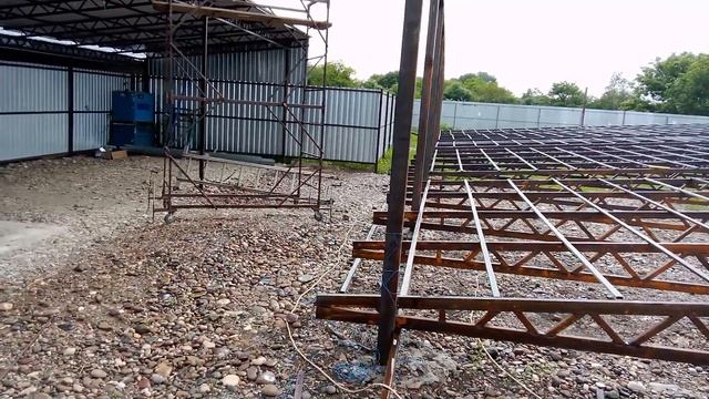 навес на земле